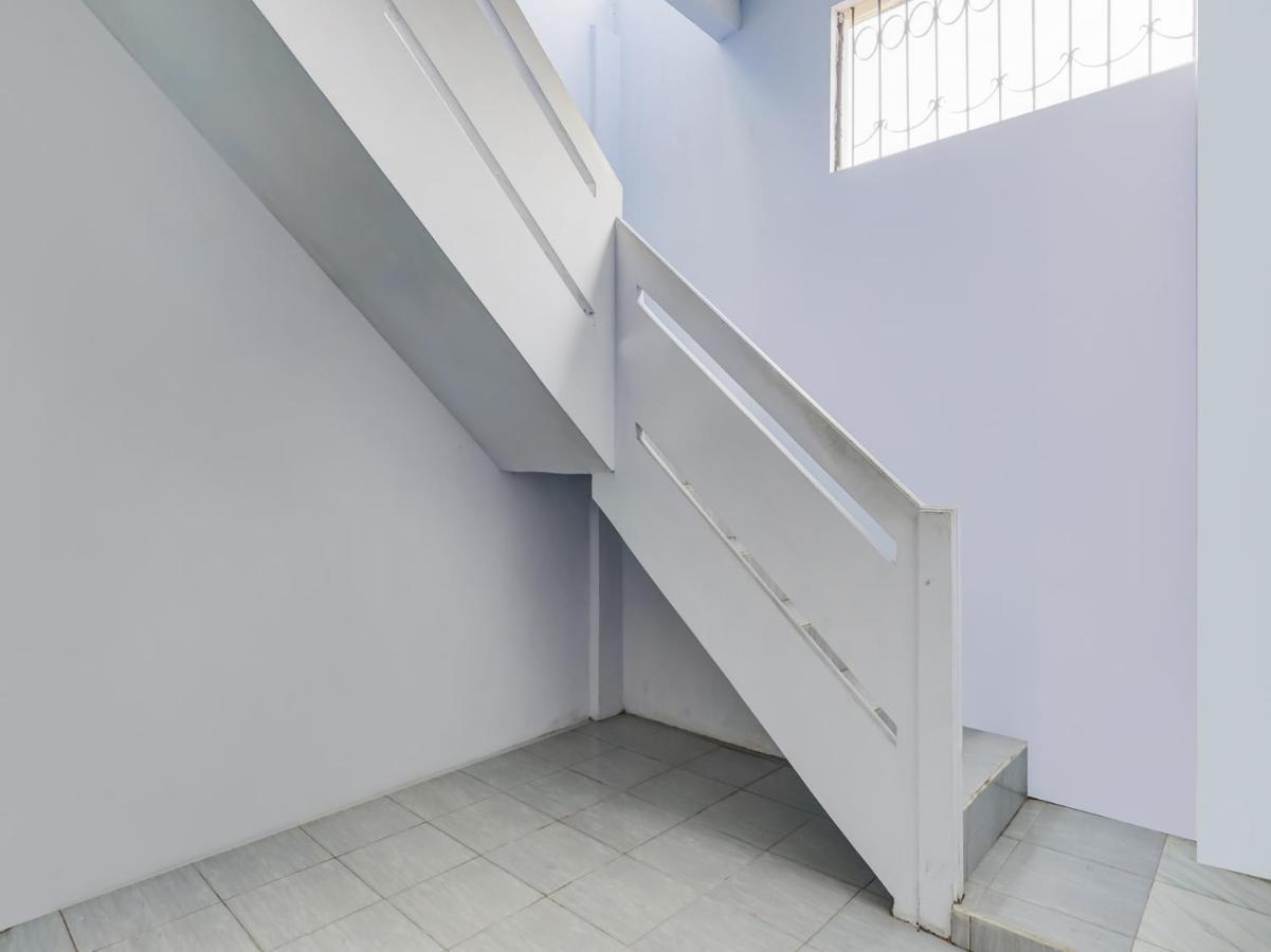 Spot On 90797 Sukun Syariah Homestay マラン エクステリア 写真